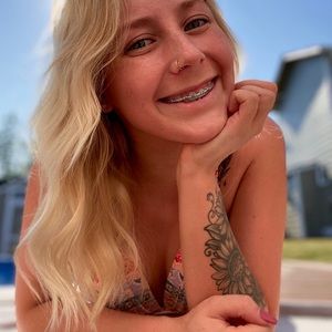 Meet your Posher, Madelyn